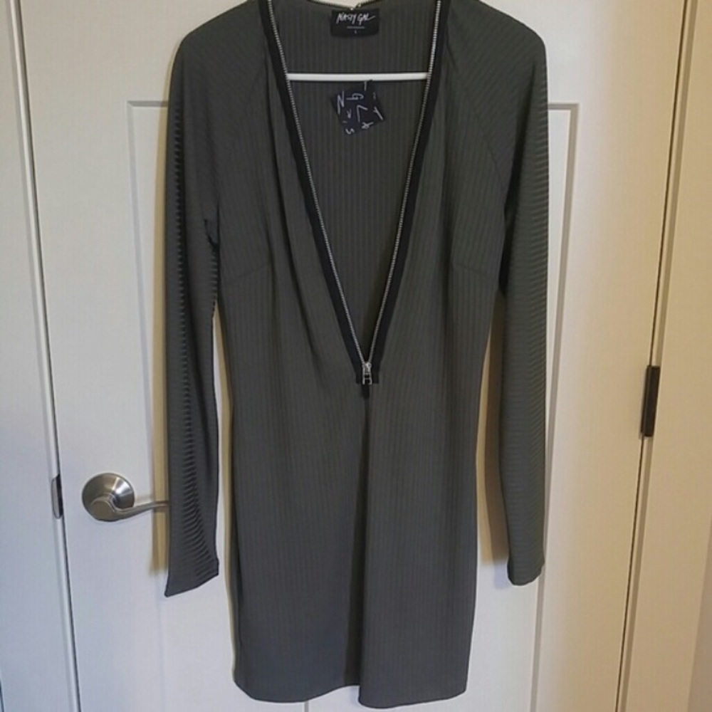 nasty gal NWT ribbed olive midi dress